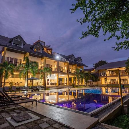 Cassandra Culture Resort Сигирия Экстерьер фото